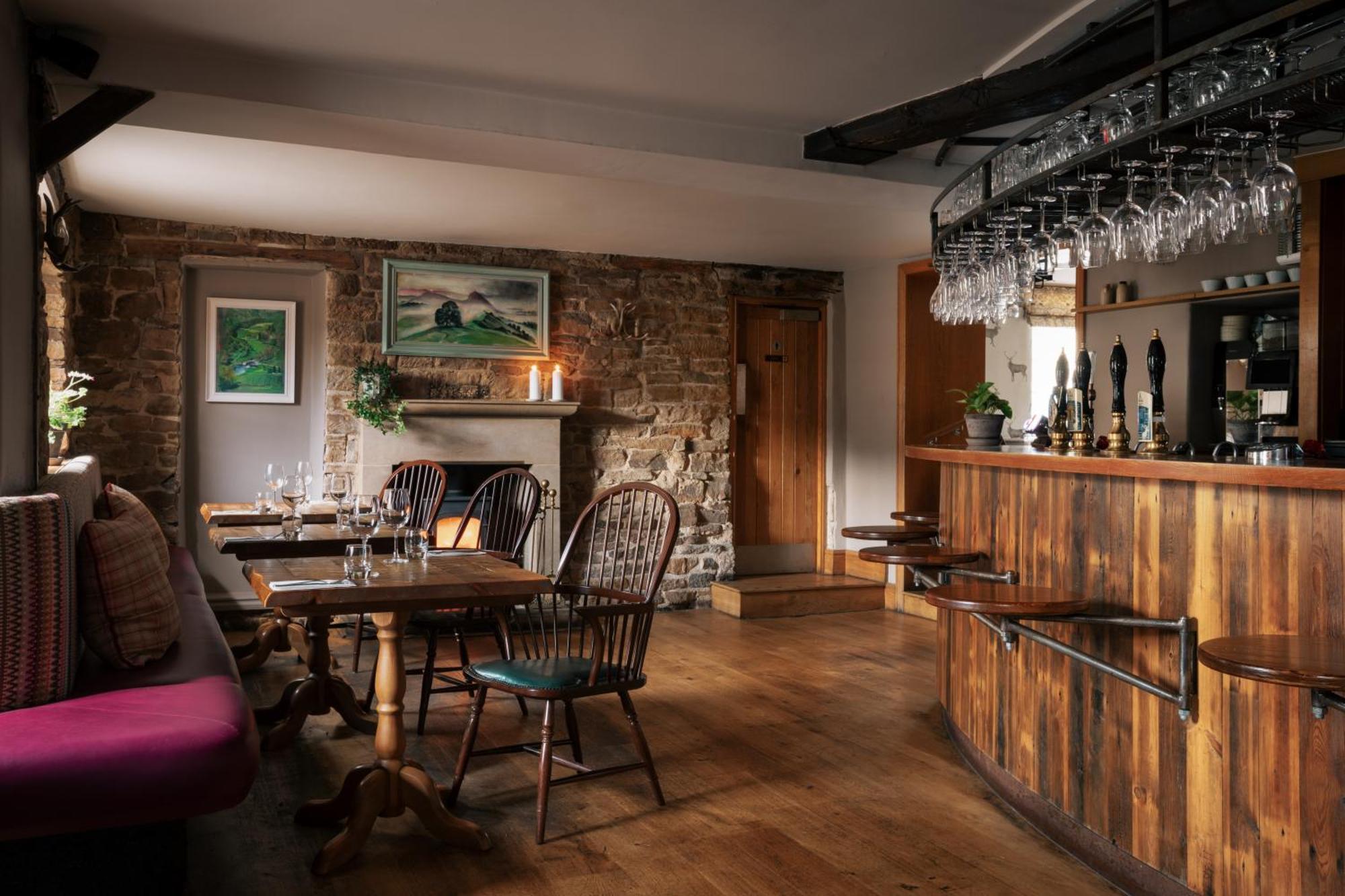 The Pilsley Inn - Chatsworth Baslow Exterior photo