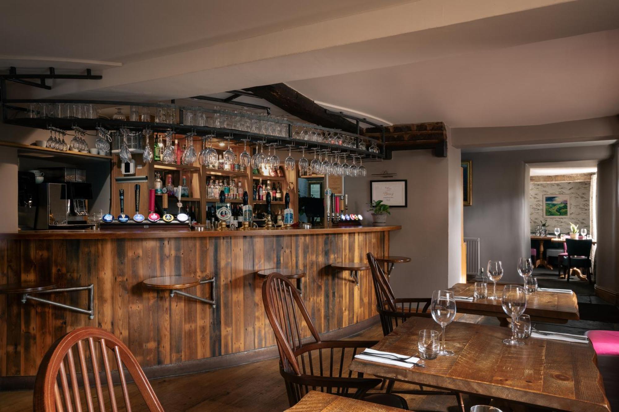 The Pilsley Inn - Chatsworth Baslow Exterior photo